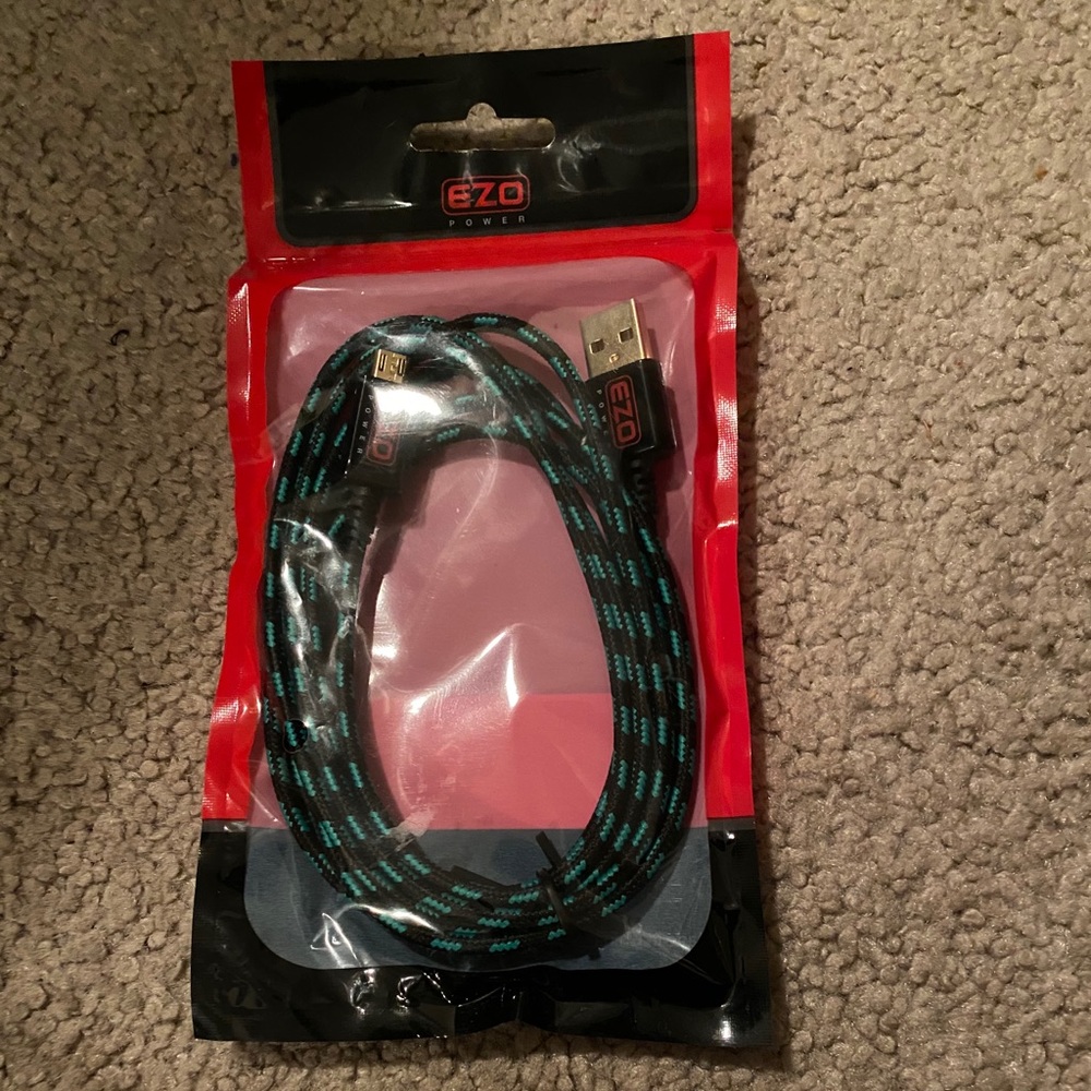 EZO Micro USB charging/Data cable. New in package.
